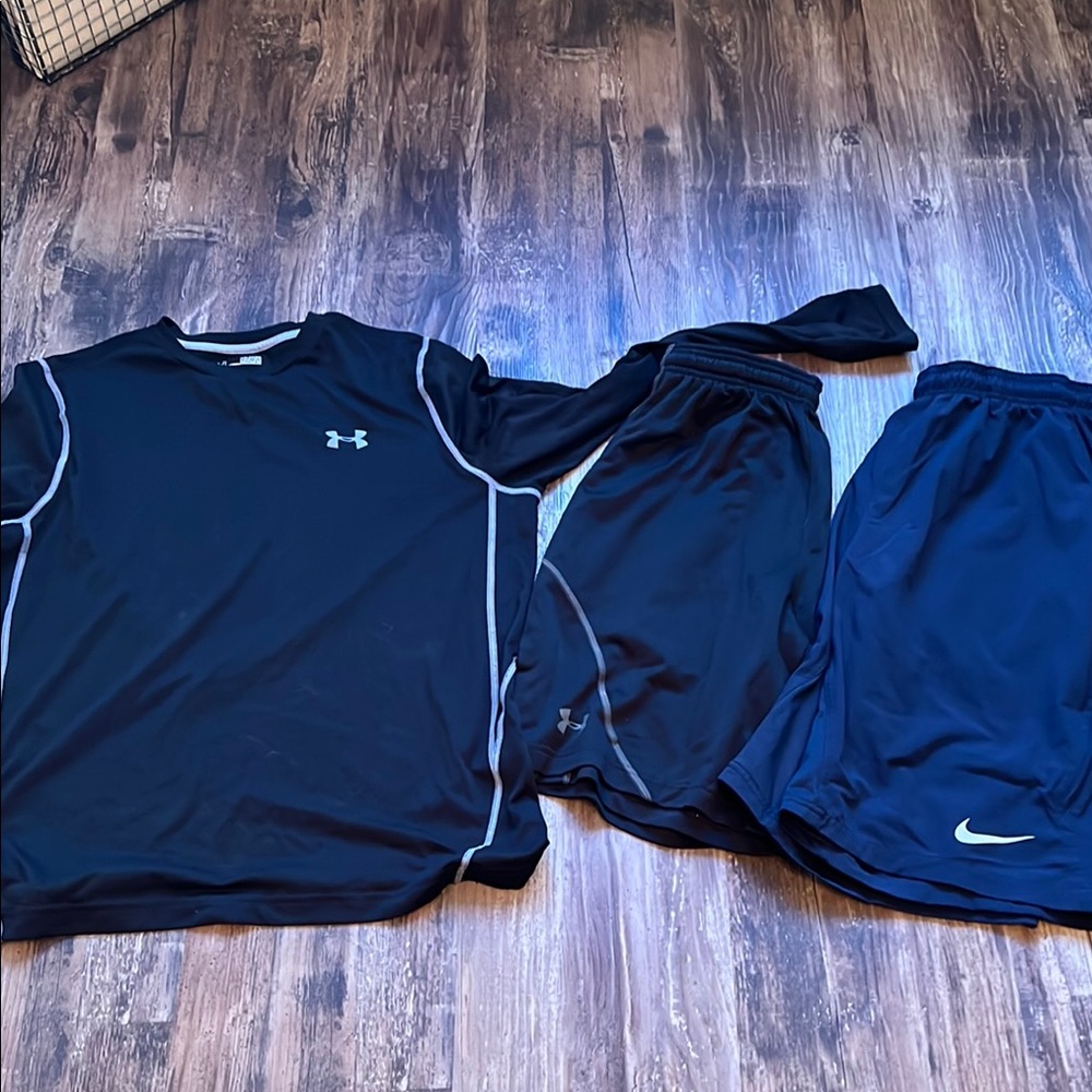 Men’s medium loose shorts Nike & under armour & long sleeve UA shirt